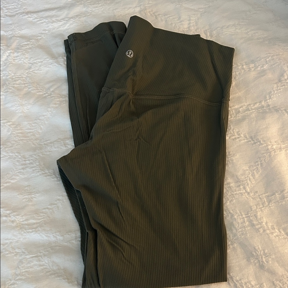 lululemon athletica Women’s Dark Army Olive Green Align HR Ribbed leggings Sz 8